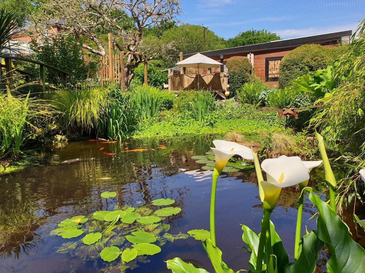 'Monktonmead Lodge' In Secluded Setting, With Private Indoor Pool. Ryde  Exterior foto