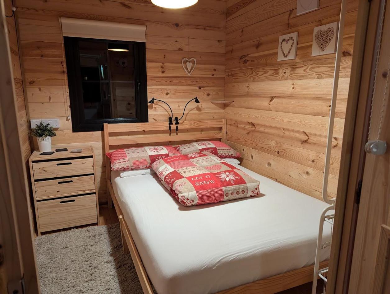 'Monktonmead Lodge' In Secluded Setting, With Private Indoor Pool. Ryde  Exterior foto